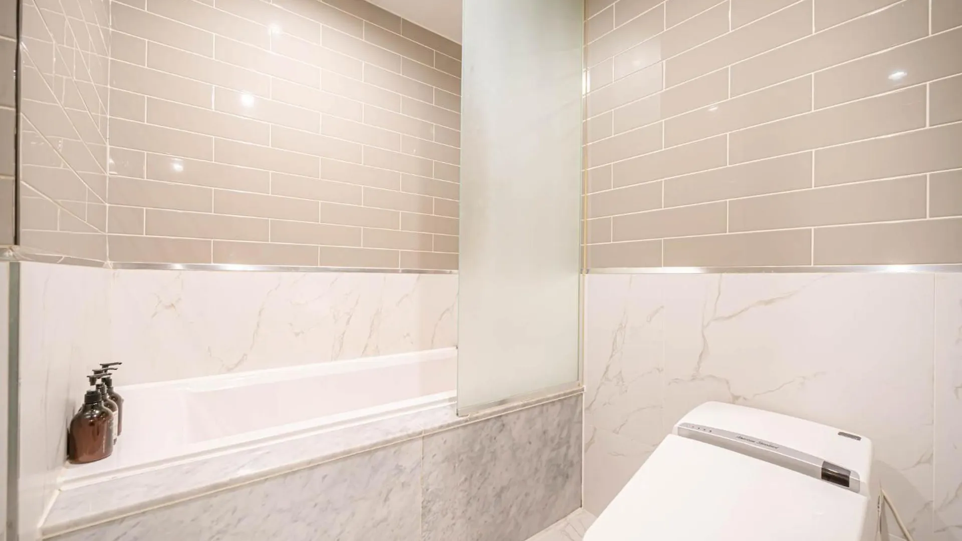 Brown Dot Hotel Busanjin Station