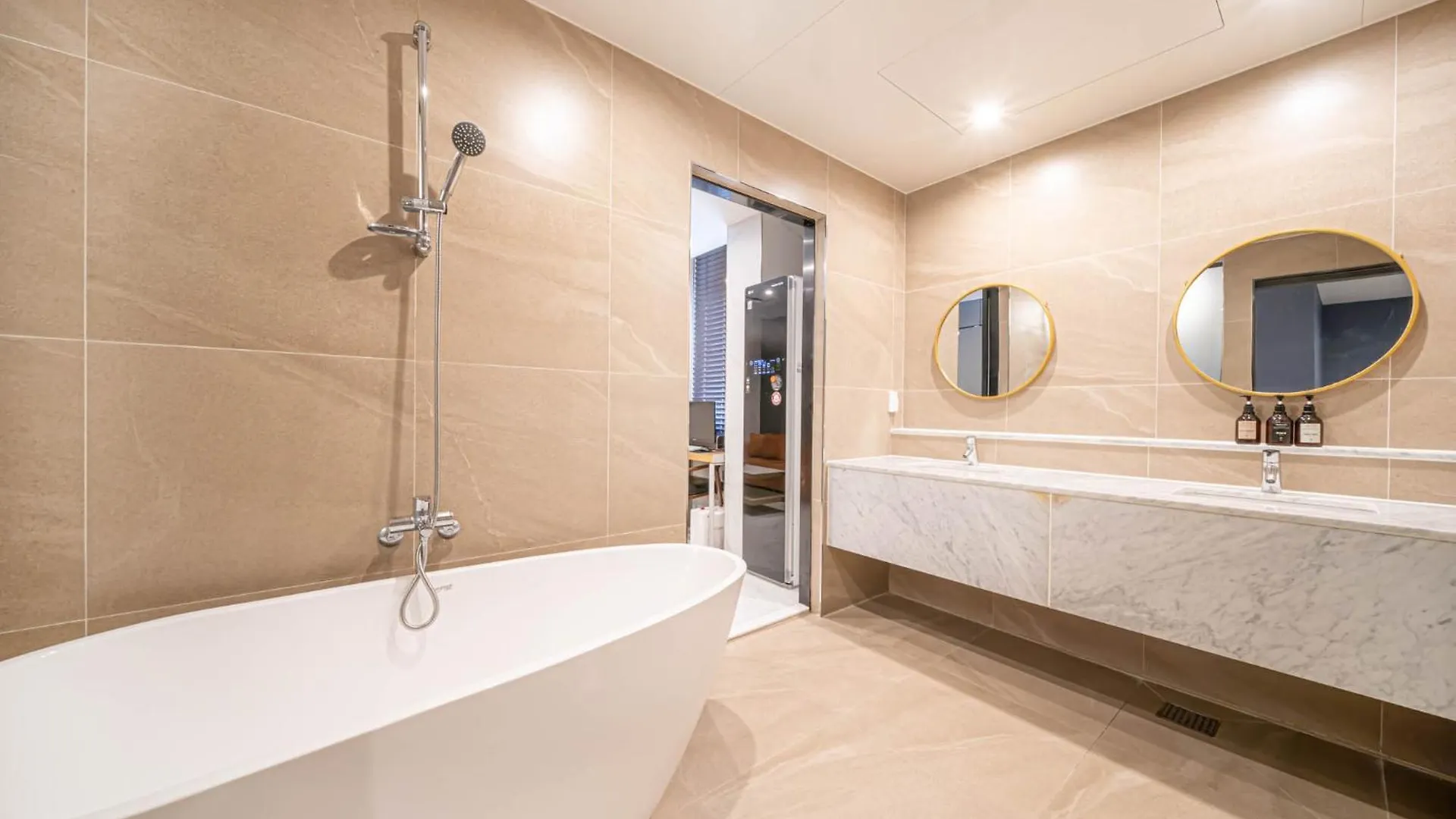 Brown Dot Hotel Busanjin Station 0*, Busan