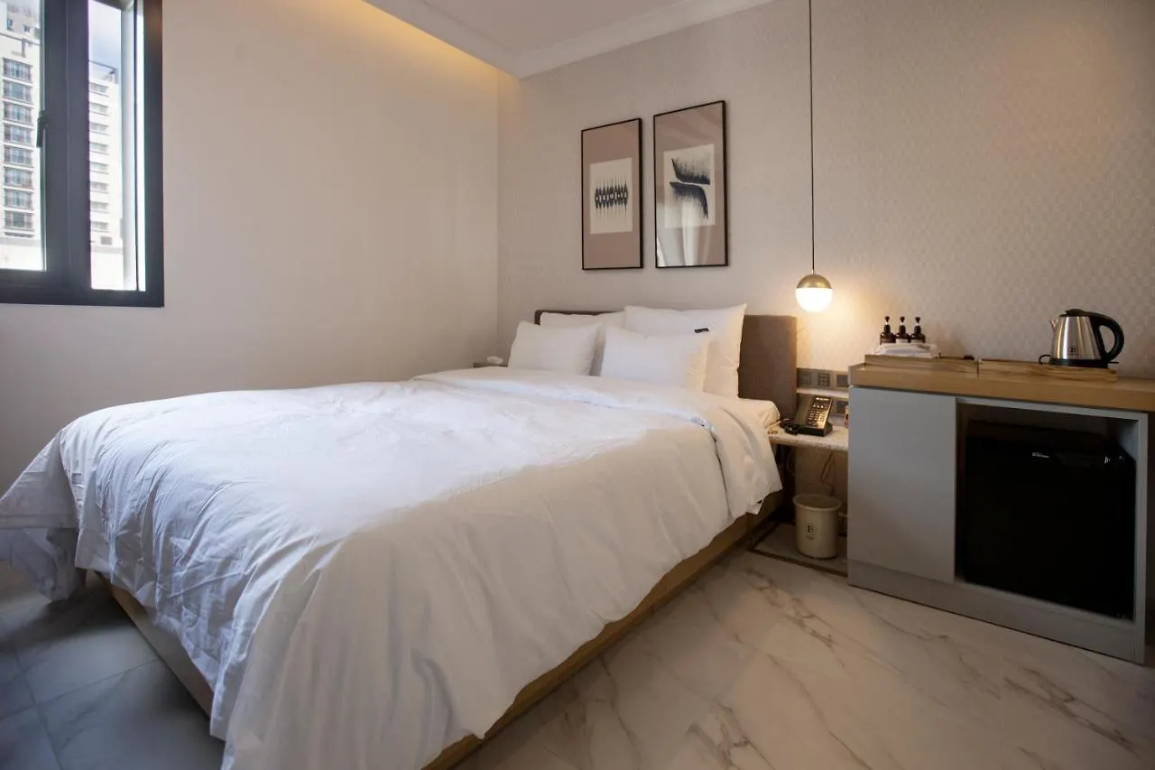 Brown Dot Hotel Busanjin Station 0*, Busan South Korea